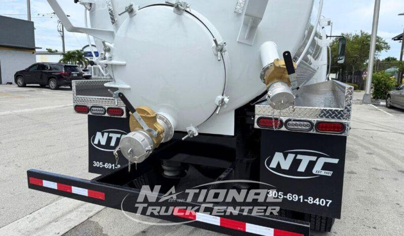 2019 Freightliner M2 full