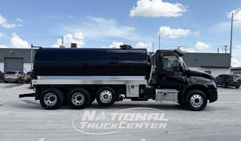 2020 Freightliner Cascadia full