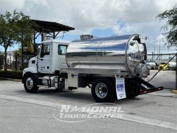 2025 Mack MD7