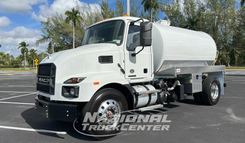 2025 Mack MD7
