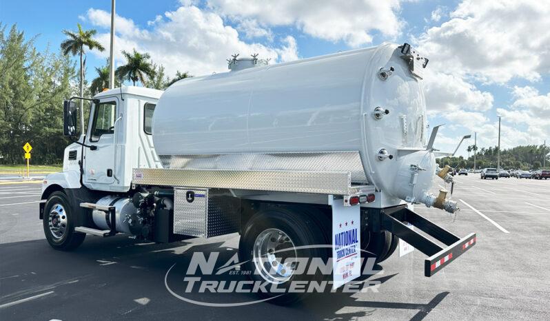 2025 Mack MD7