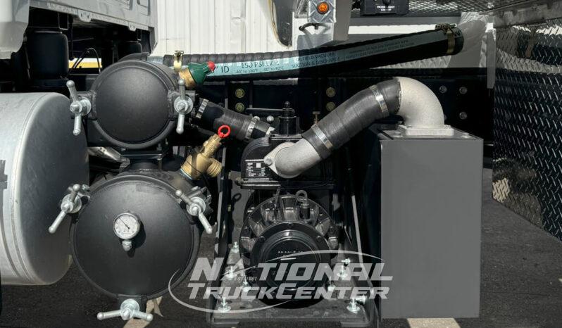 2025 Mack MD7