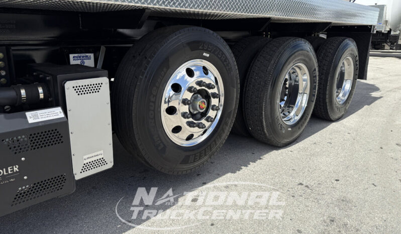 2019 Freightliner Cascadia full