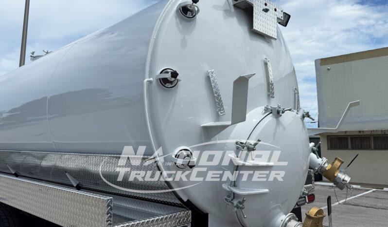 2018 Freightliner M2 full