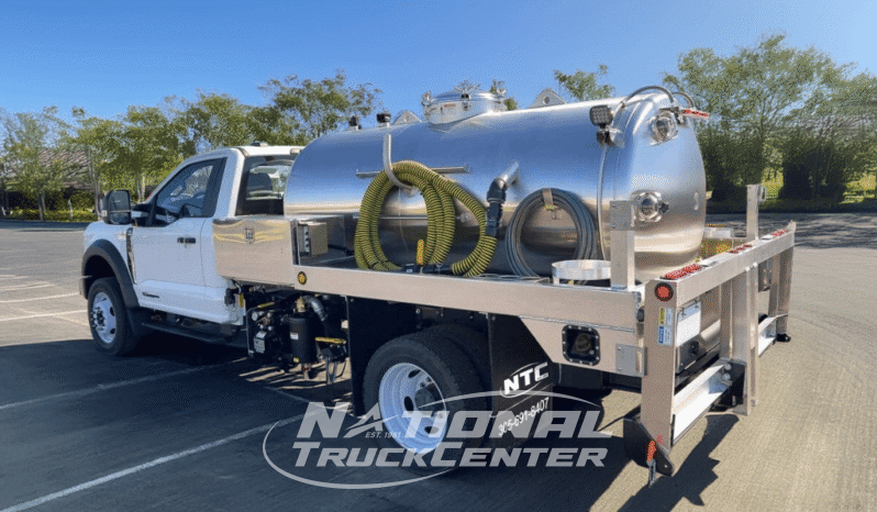 2025 Ford F550