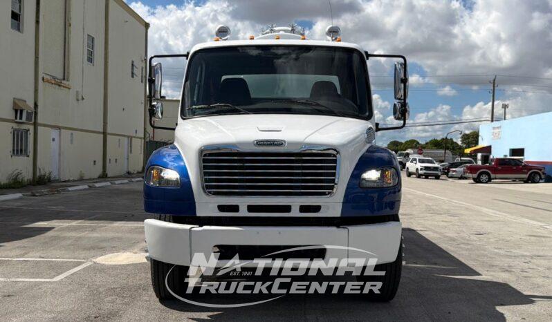 2018 Freightliner M2 full