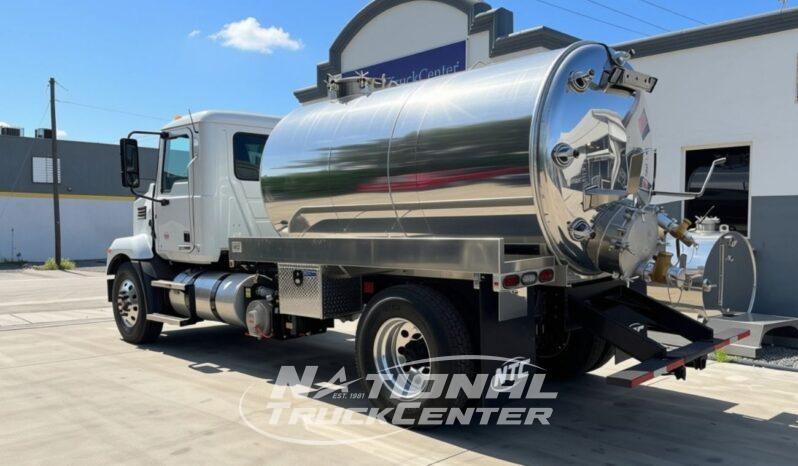 2027 Mack MD6 full