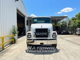 2027 Mack MD6