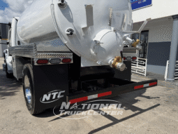 2020 Freightliner M2 full