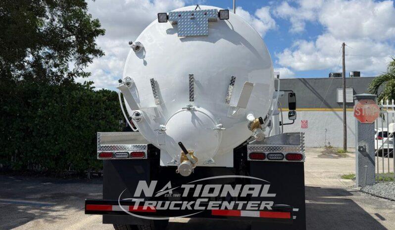 2020 Freightliner M2 full