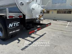 2020 Freightliner M2 full