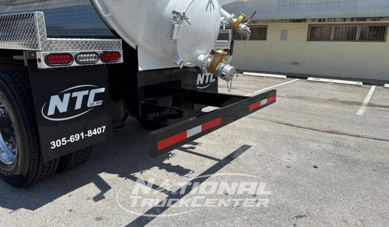 2020 Freightliner M2 full