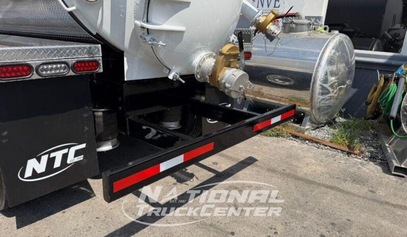 2020 Freightliner M2 full