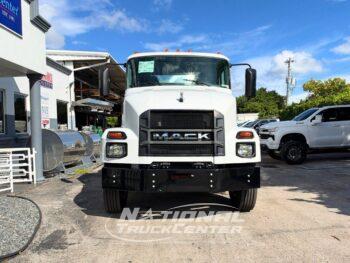 2027 Mack MD7