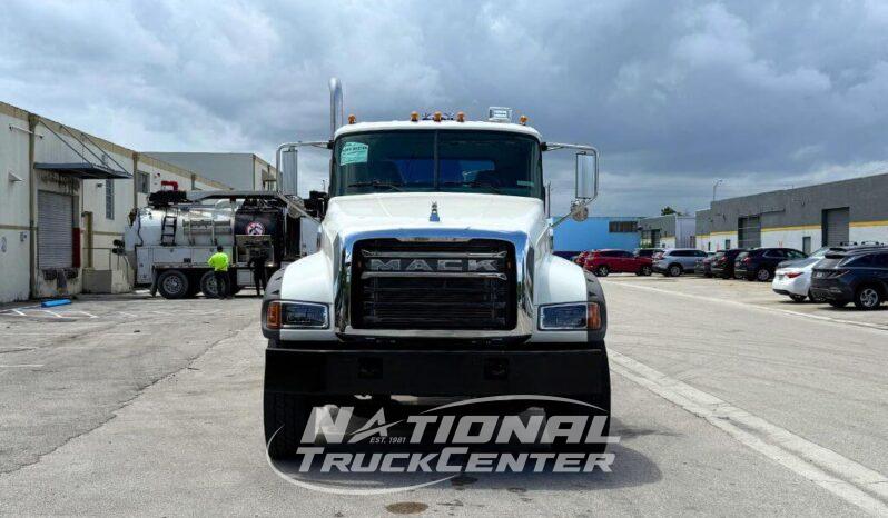2026 Mack Granite full