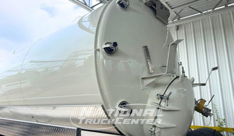 2026 Mack Granite full
